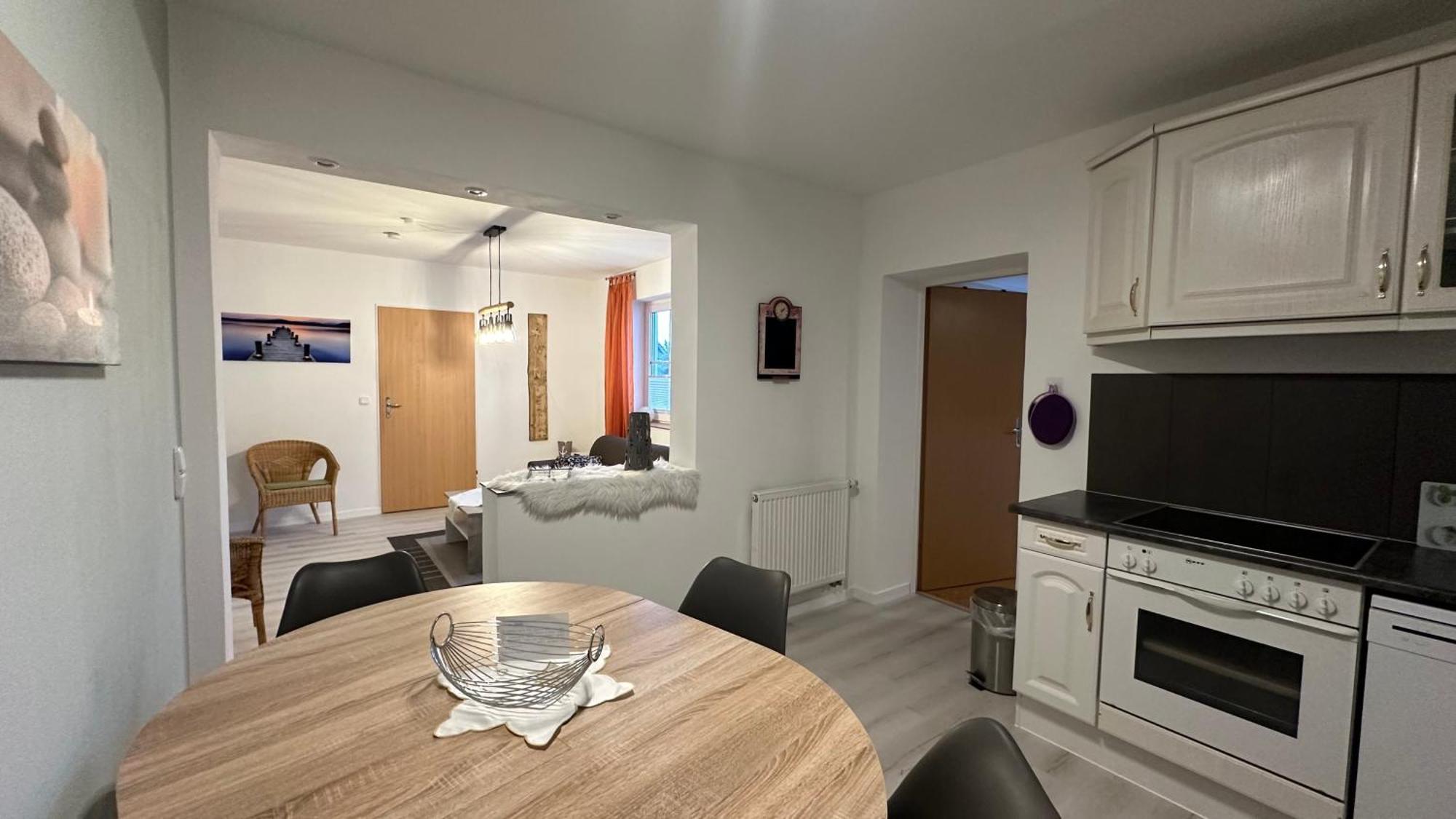 Aktiv-Ferienwohnung "Snow & Bike"- Zentral Zwischen Winterberg Und Willingen Exterior foto
